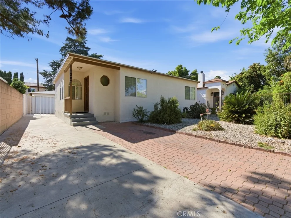 Unit for sale at 7307 Tyrone Avenue, Van Nuys, CA 91405