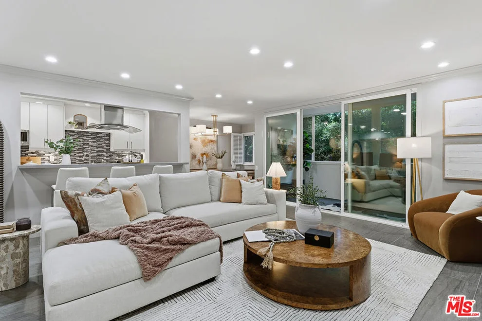 Unit for sale at 1015 N Kings Road, West Hollywood, CA 90069