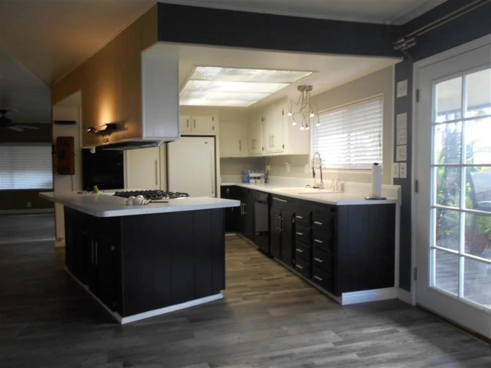 Unit for sale at 2003 Bayview Hts Dr, San Diego, CA 92105