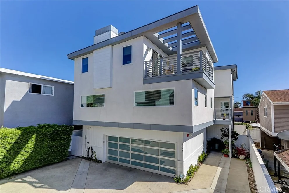 Unit for sale at 1074 7th, Hermosa Beach, CA 90254