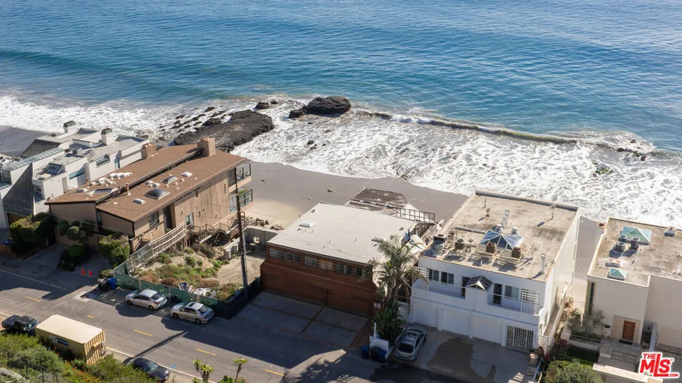 Unit for sale at 25266 Malibu Road, Malibu, CA 90265