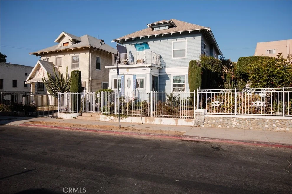 Unit for sale at 1312 Arapahoe, Los Angeles, CA 90006
