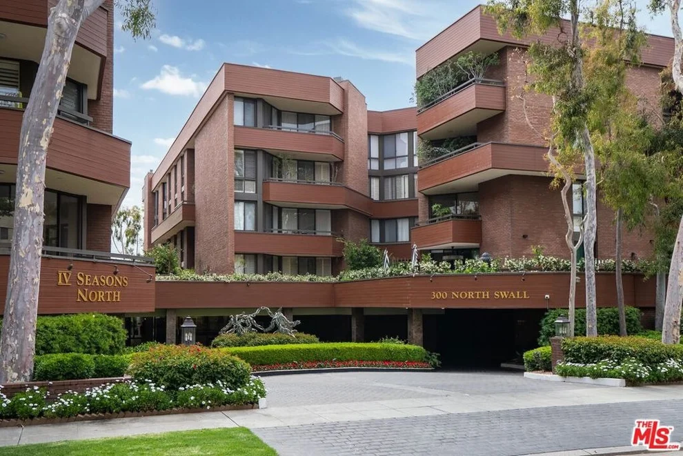 Unit for sale at 300 N Swall Drive, Beverly Hills, CA 90211