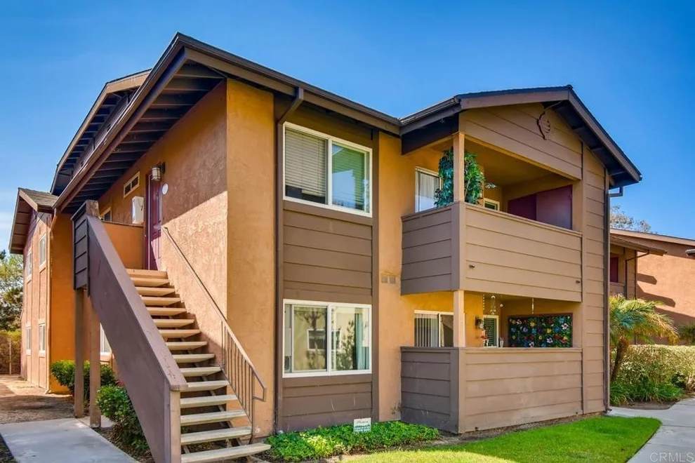 Unit for sale at 514 Calle Montecito, Oceanside, CA 92057