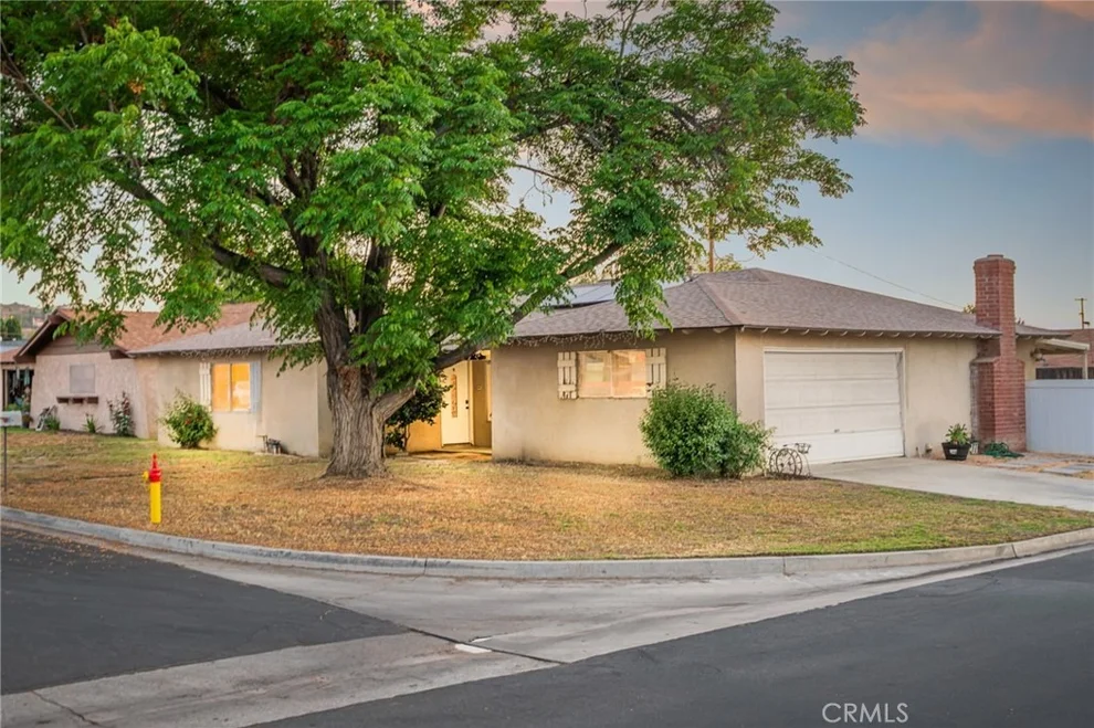 Unit for sale at 26575 Saturn Way, Hemet, CA 92544