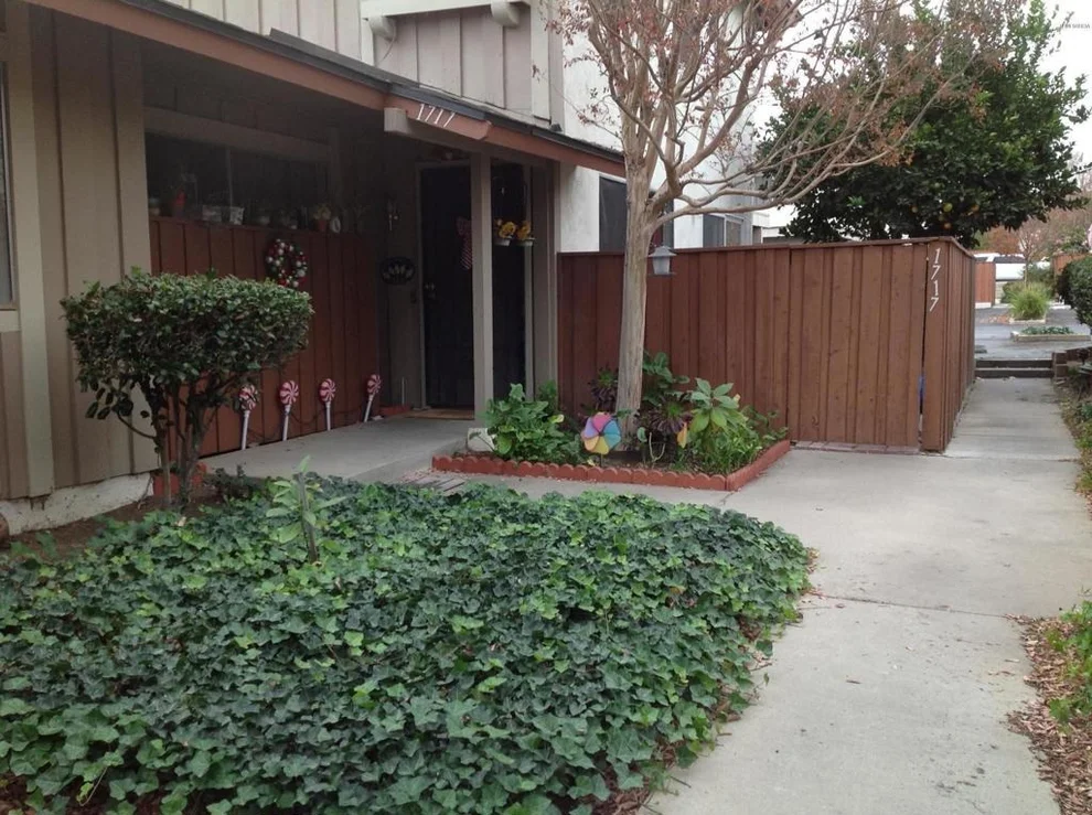 Unit for sale at 1717 E Avenida De Las Flores, Thousand Oaks, CA 91362