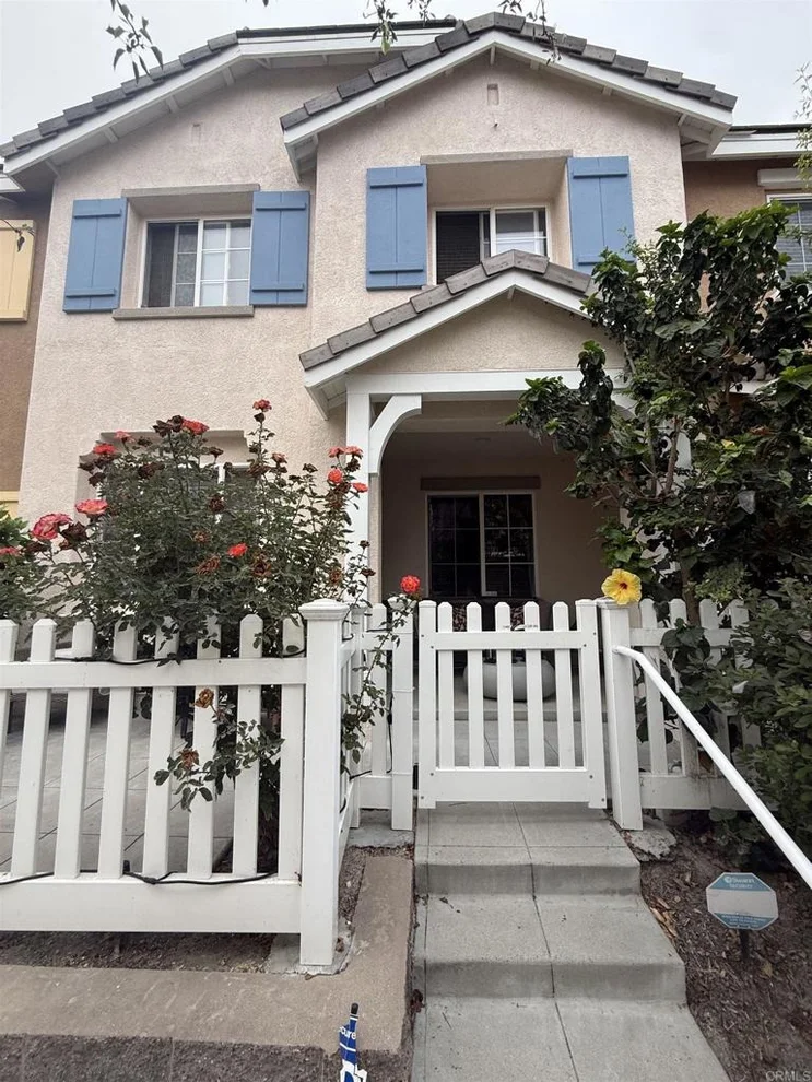 Unit for sale at 1460 Canvas Dr #4, Chula Vista, CA 91913