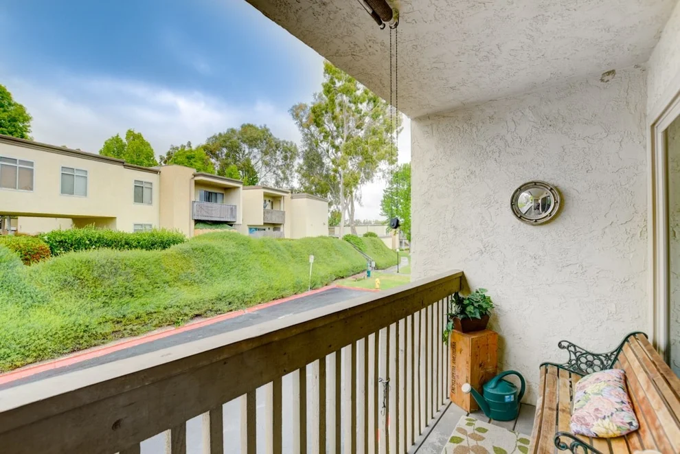 Unit for sale at 432 Edgehill Ln, Oceanside, CA 92054