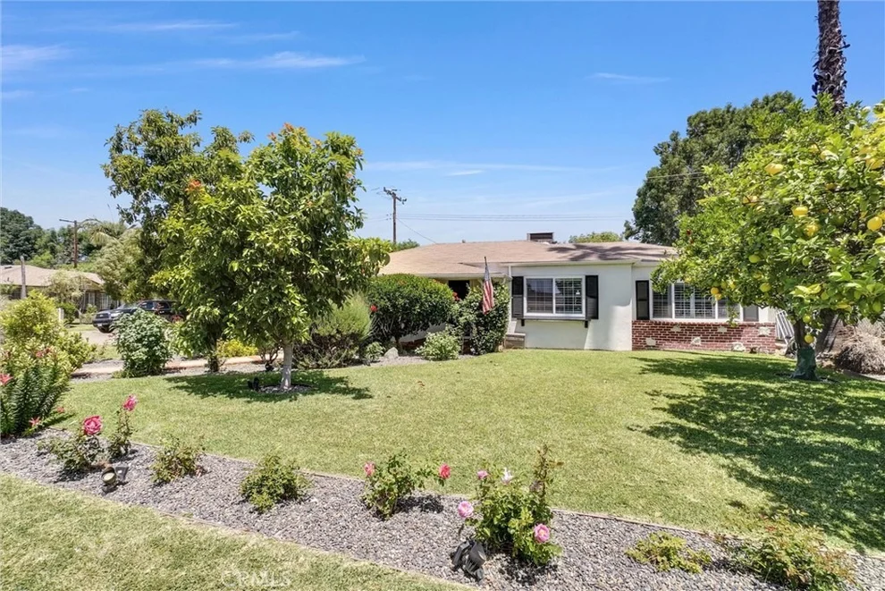 Unit for sale at 347 W Meacham Street, Glendora, CA 91740