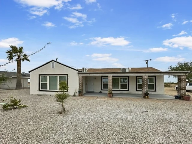 Unit for sale at 18351 Cottonwood Drive, Blythe, CA 92225