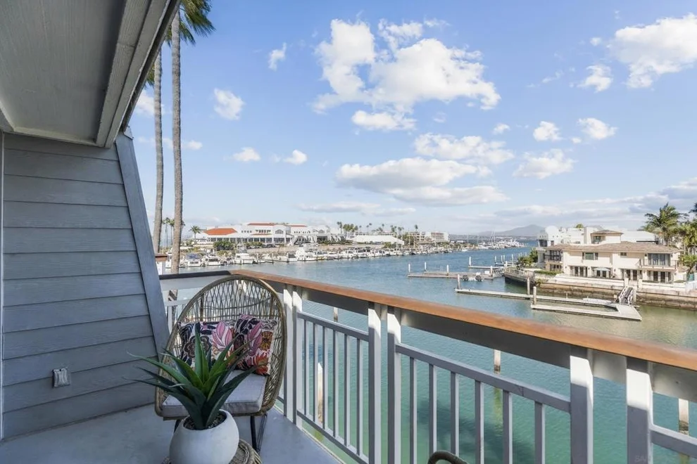Unit for sale at 92 Montego Ct, Coronado, CA 92118