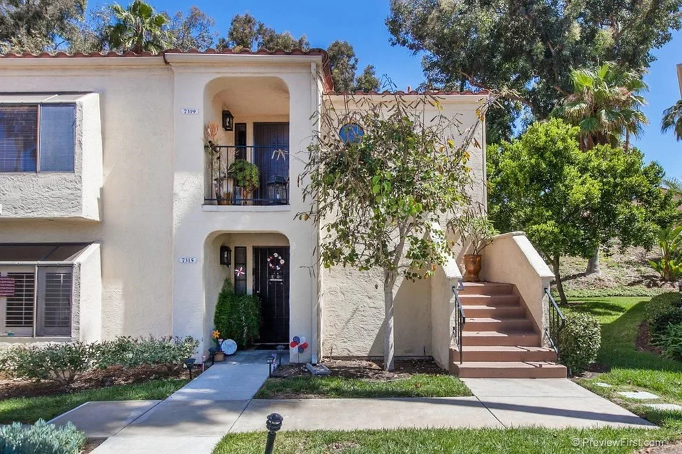 Unit for sale at 7319 Calle De Fuentes, Carlsbad, CA 92009