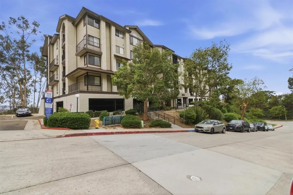 Unit for sale at 3980 Faircross Place, San Diego, CA 92115