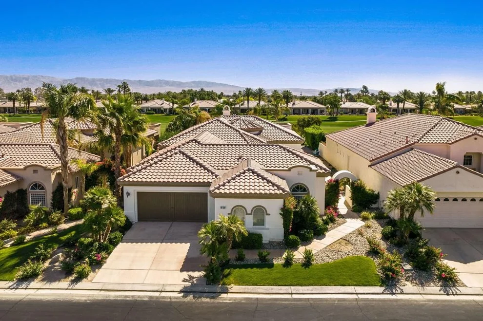 Unit for sale at 50520 Los Verdes Way, La Quinta, CA 92253