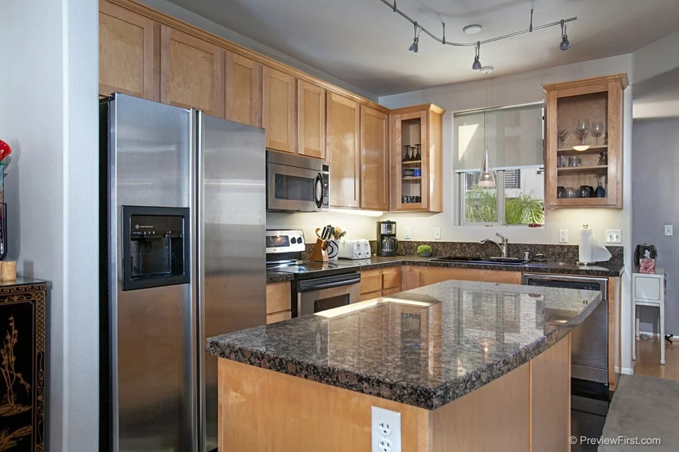 Unit for sale at 235 Market, San Diego, CA 92101