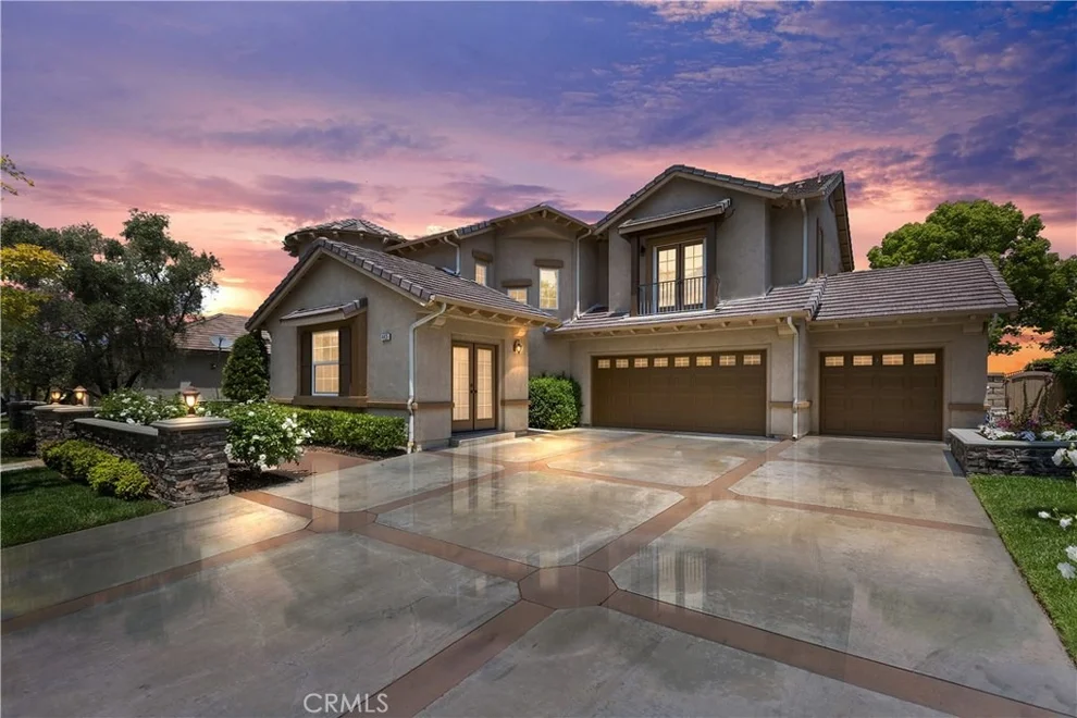 Unit for sale at 4435 Birdie Drive, Corona, CA 92883