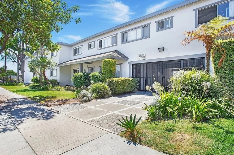 Unit for sale at 10442 Lampson, Garden Grove, CA 92840