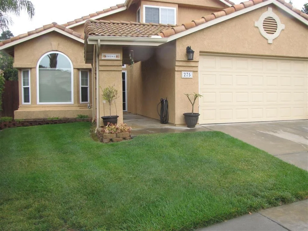 Unit for sale at 275 Royal Glen Drive, Fallbrook, CA 92028