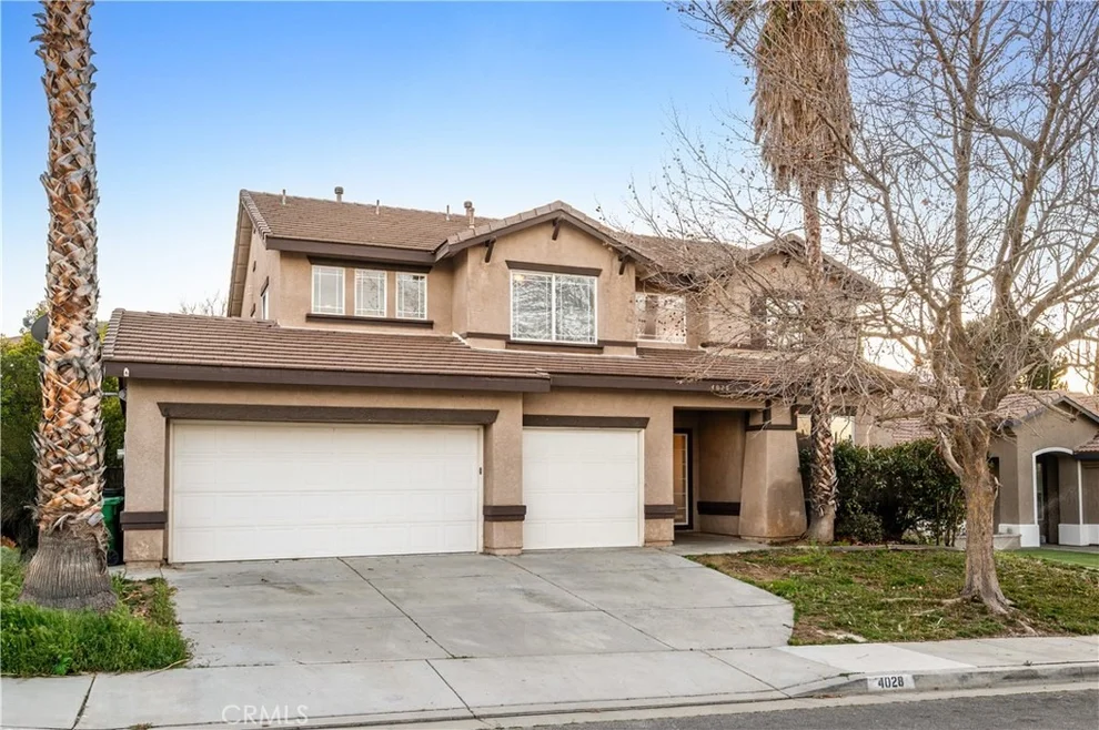 Unit for sale at 4028 Portola, Palmdale, CA 93551