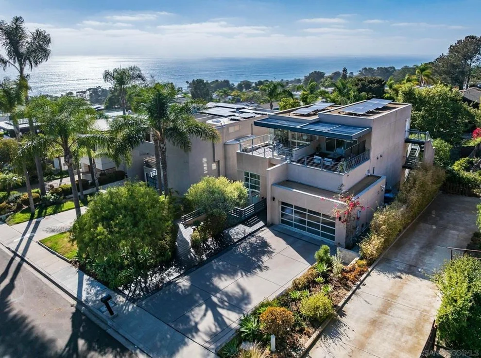 Unit for sale at 2144 Cordero Rd, Del Mar, CA 92014