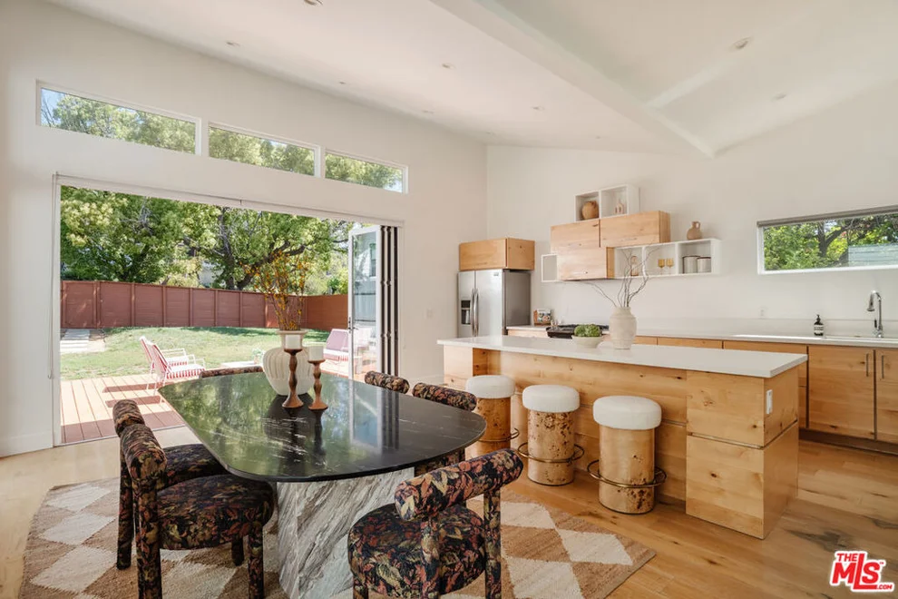 Unit for sale at 5062 Coringa Drive, Los Angeles, CA 90042