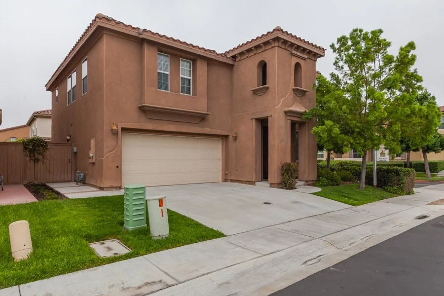 Unit for sale at 2212 Caminito Pienza, Chula Vista, CA 91915