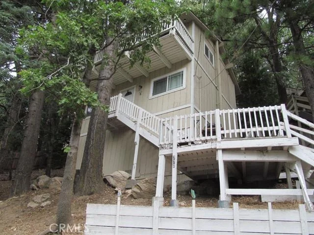 Unit for sale at 772 W Virginia Court, Lake Arrowhead, CA 92352