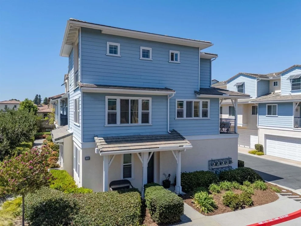 Unit for sale at 4368 nautilus way, Oceanside, CA 92056