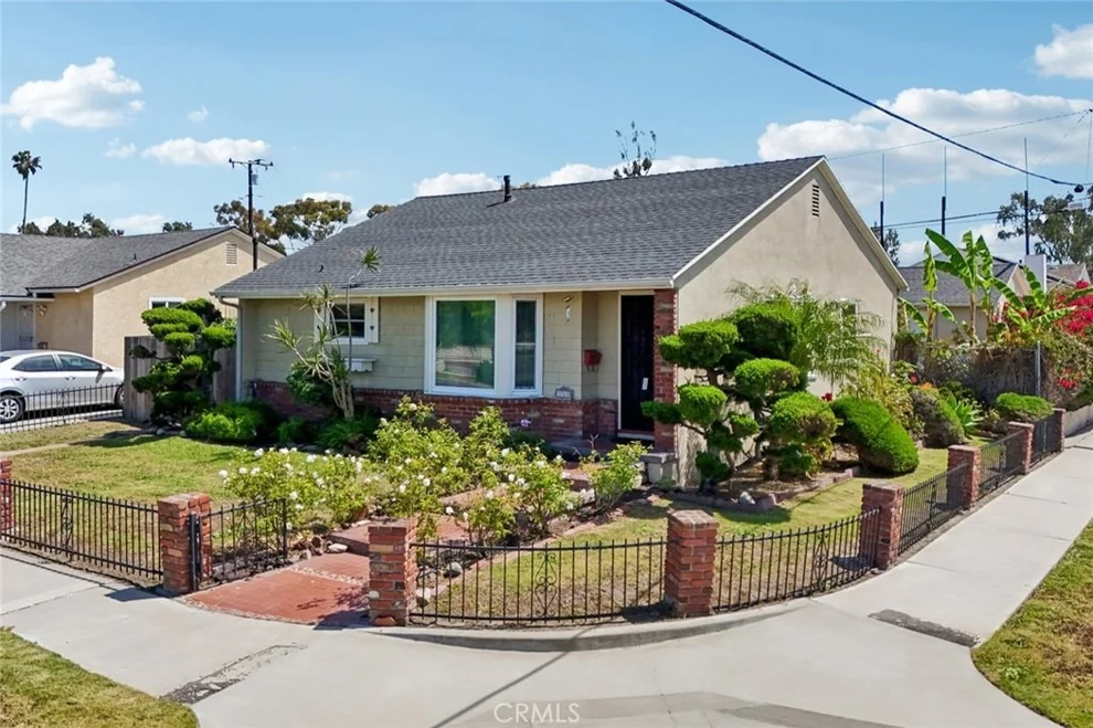 Unit for sale at 3760 W 157th Street, Lawndale, CA 90260