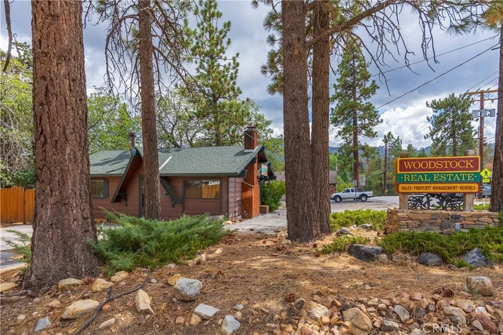 Unit for sale at 479 Maple Lane, Sugarloaf, CA 92386