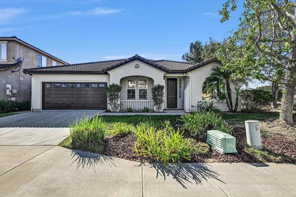 Unit for sale at 1898 Almagro Lane, Escondido, CA 92026