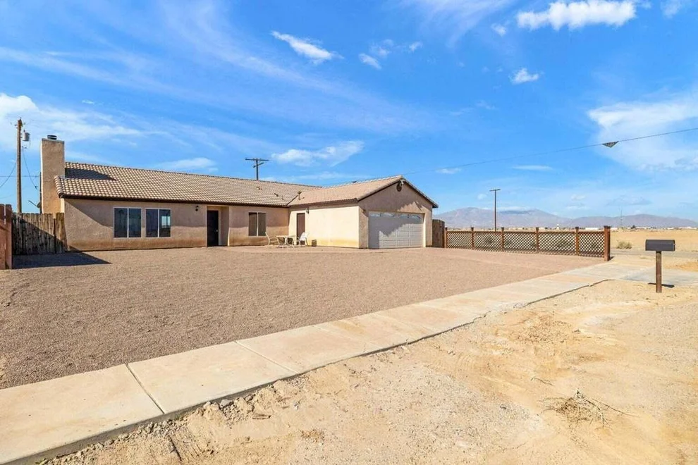 Unit for sale at 1967 Sterling Avenue, Thermal, CA 92274
