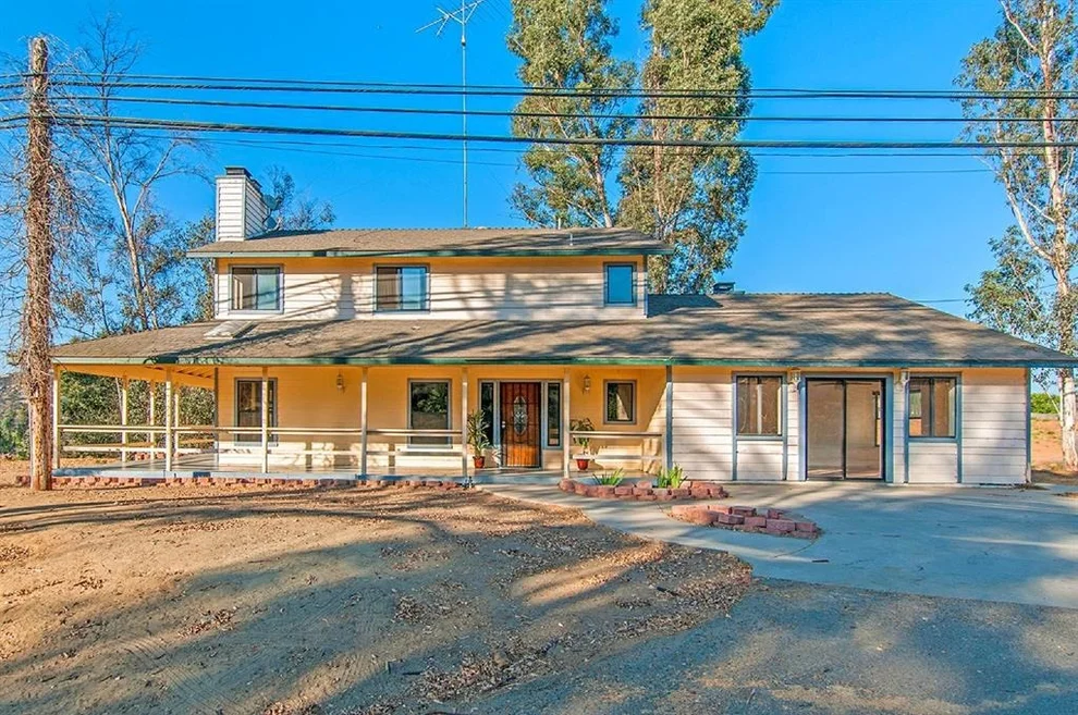 Unit for sale at 29810 Robles, Valley Center, CA 92082