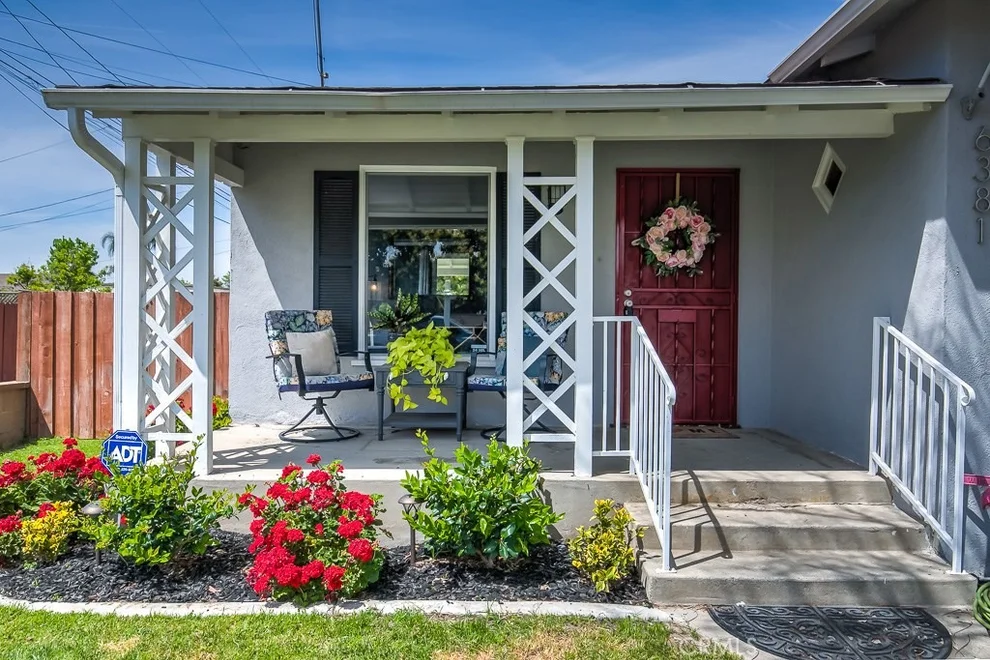 Unit for sale at 6381 Walnut Avenue, Long Beach, CA 90805