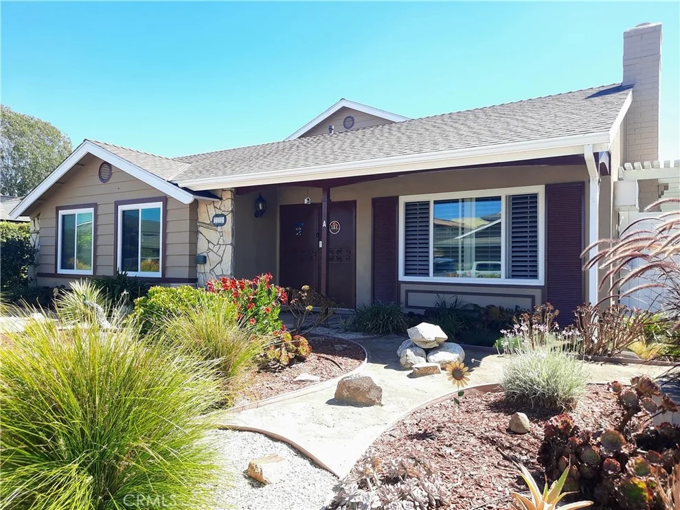 Unit for sale at 7282 La Mancha Cir, Huntington Beach, CA 92647