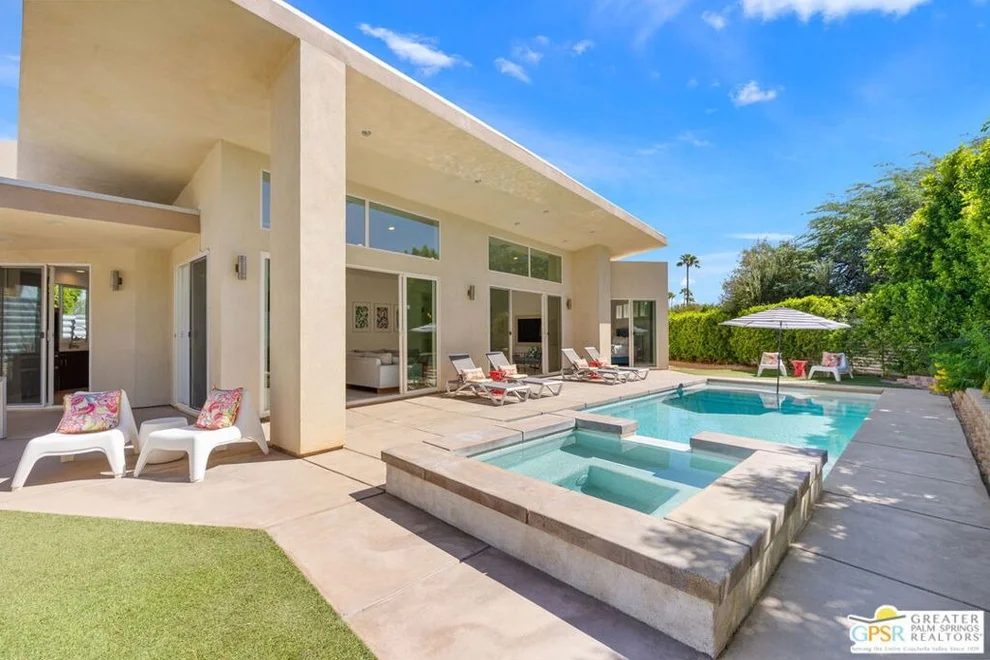Unit for sale at 2461 N Junipero Avenue, Palm Springs, CA 92262