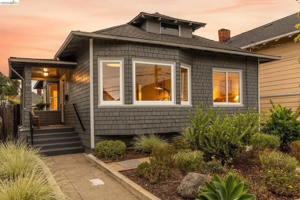 Unit for sale at 452 44Th St, Oakland, CA 94609