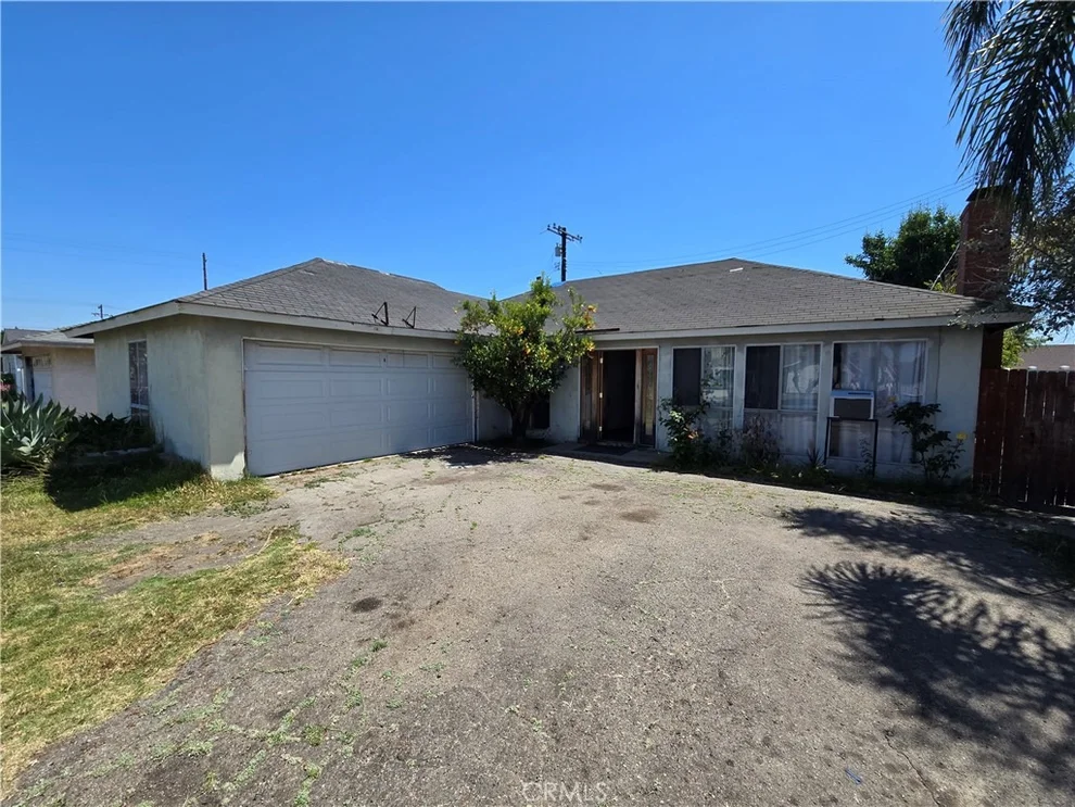 Unit for sale at 15542 Cabot Circle, Huntington Beach, CA 92647