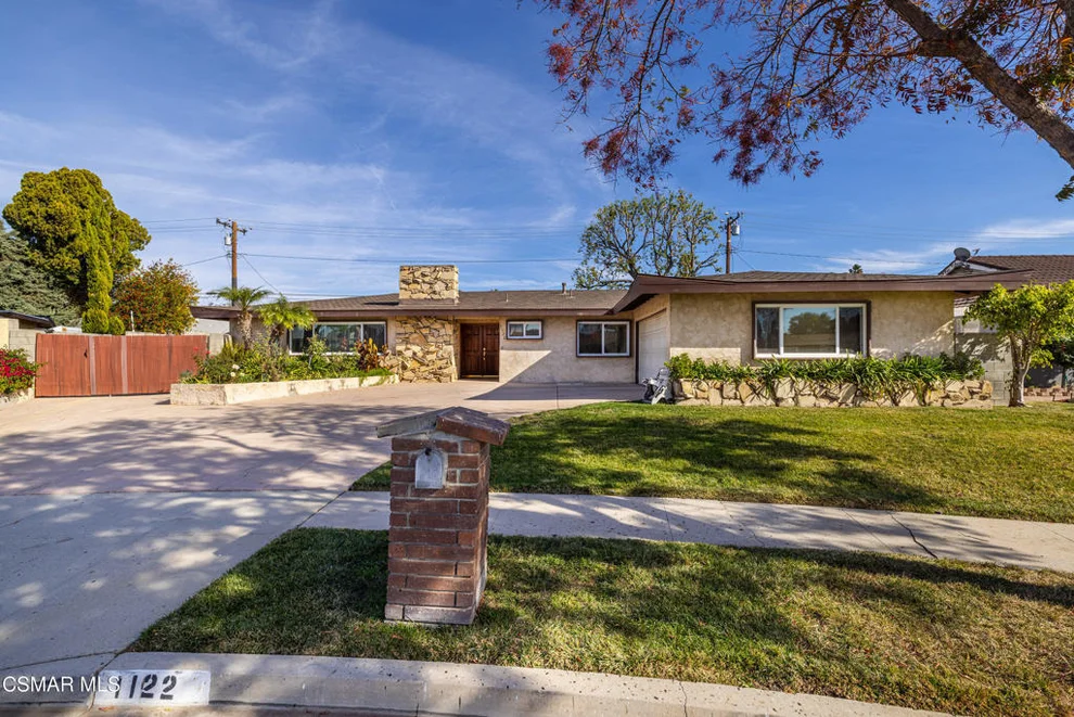 Unit for sale at 1122 Stanford Drive, Simi Valley, CA 93065