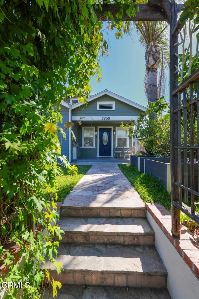 Unit for sale at 3958 Seneca Avenue, Los Angeles, CA 90039
