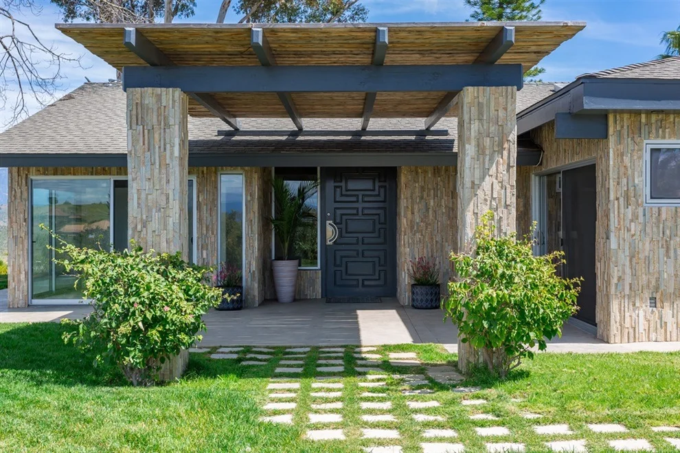 Unit for sale at 4325 Citrus Lane, Fallbrook, CA 92028