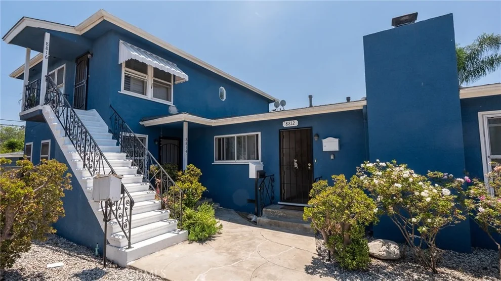 Unit for sale at 8812 8816 Ramsgate Avenue, Los Angeles, CA 90045