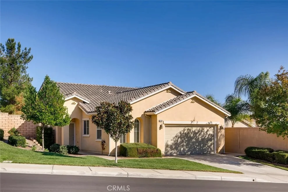 Unit for sale at 27724 Whisperwood Drive, Menifee, CA 92584