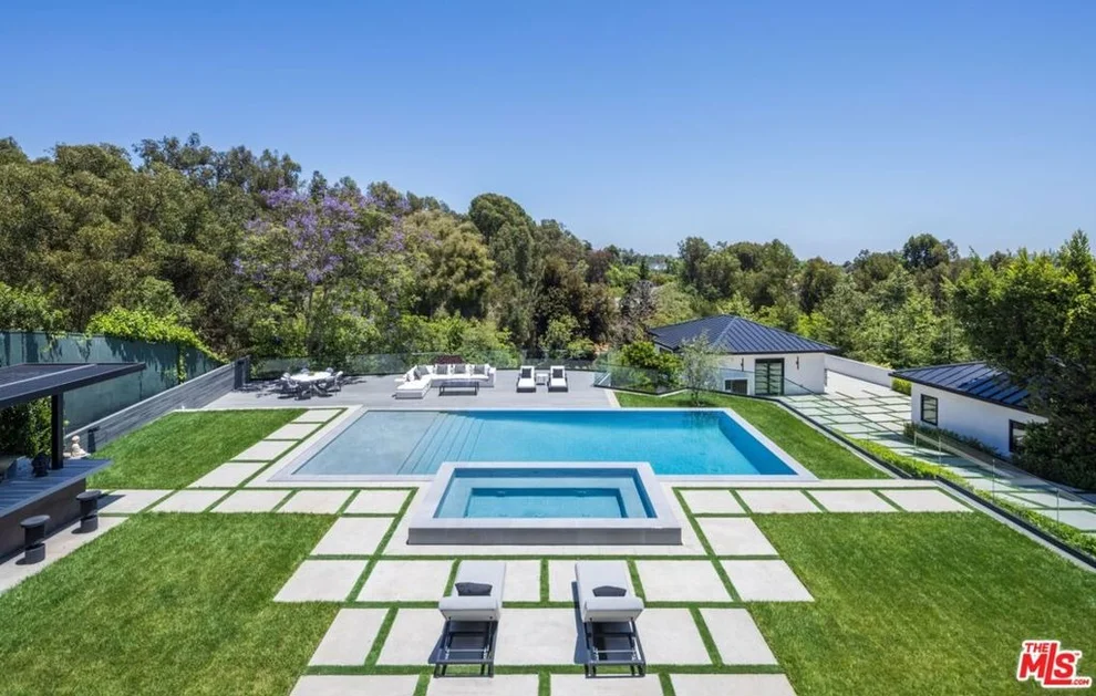 Unit for sale at 499 Halvern Drive, Los Angeles, CA 90049