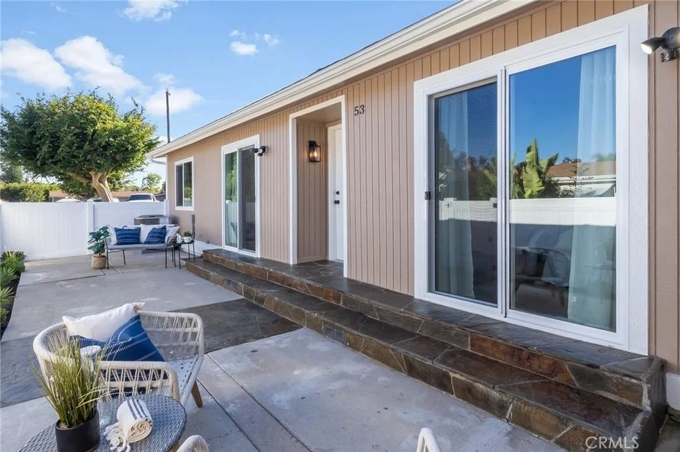 Unit for sale at 25832 Via Lomas, Laguna Hills, CA 92653