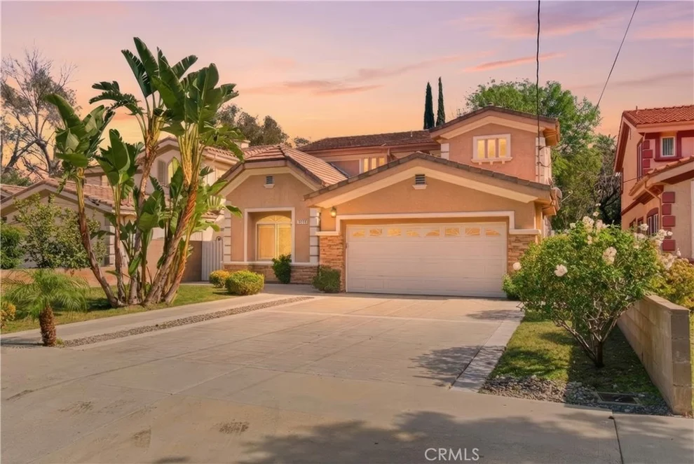 Unit for sale at 6958 Amigo, Reseda, CA 91335