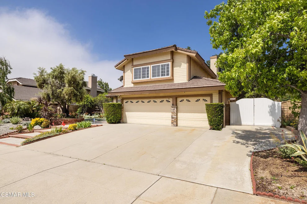 Unit for sale at 2989 Flanagan Drive, Simi Valley, CA 93063