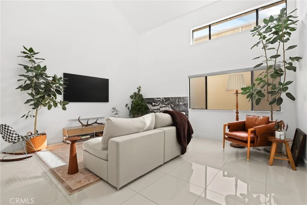 Unit for sale at 10926 Bluffside Drive, Studio City, CA 91604
