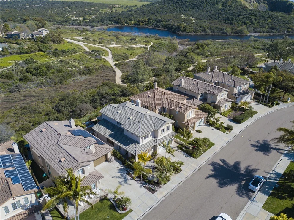 Unit for sale at 3526 Knollwood Dr, Carlsbad, CA 92010