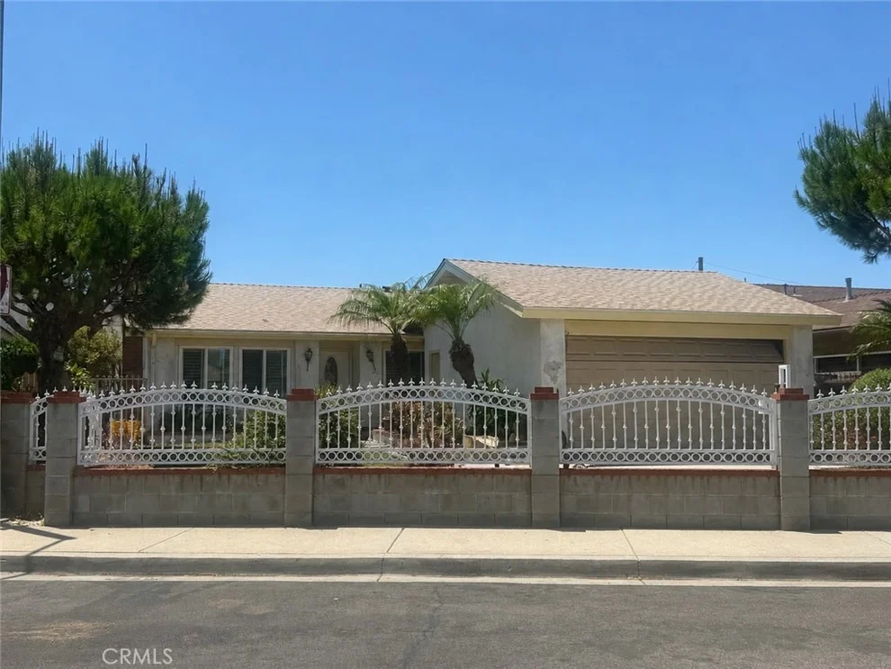 Unit for sale at 1446 E 214th, Carson, CA 90745